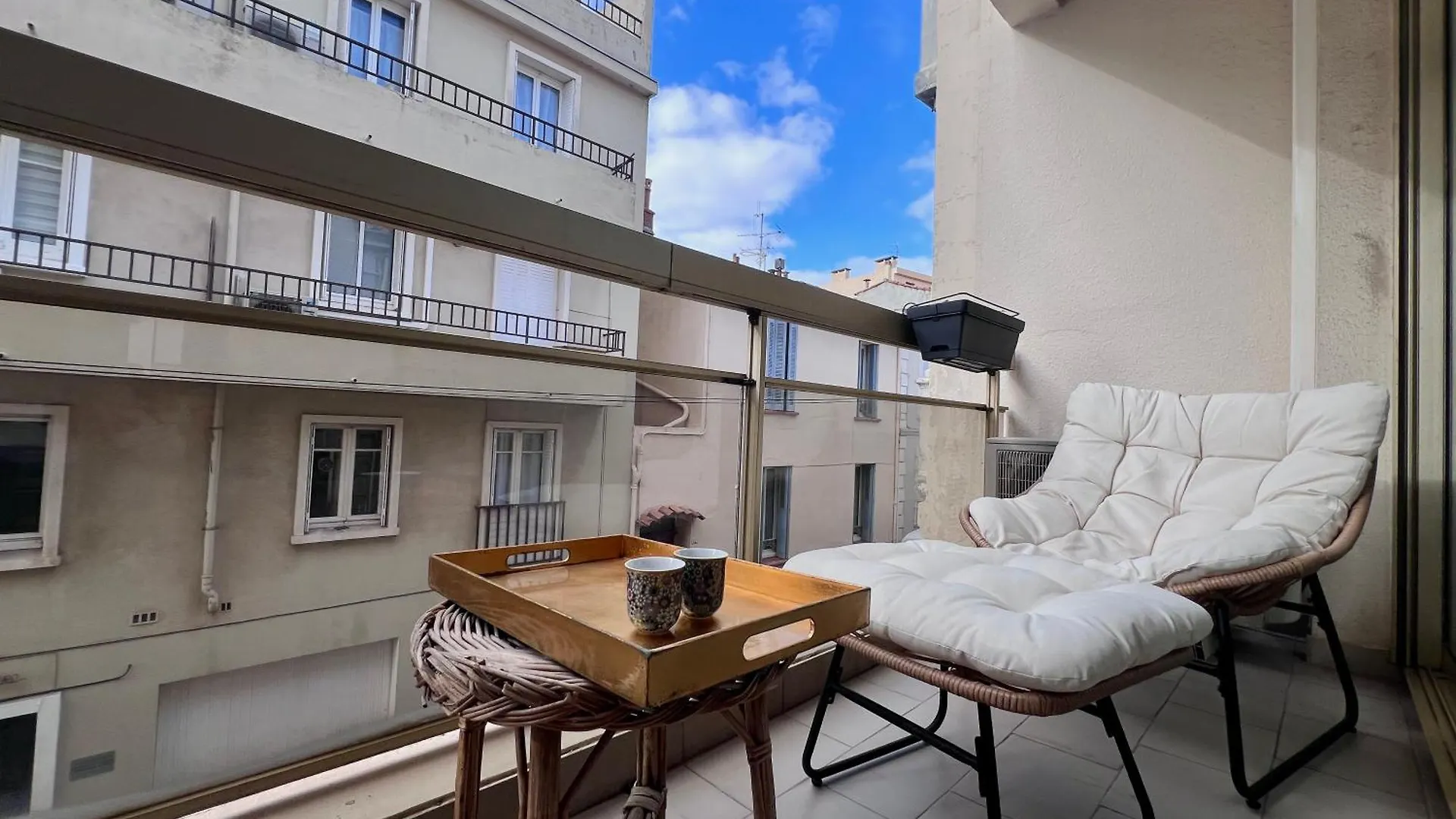 Appartement 2 Chambres, En Bord De Mer Toulon France